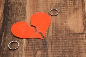 不倫占い｜最終的に離婚してくれる？あの人の離婚意志・家庭事情