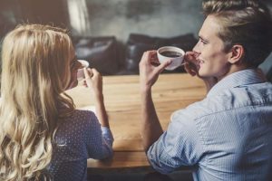 恋愛占い｜年内までに2人は付き合っている？あの人の想い・恋運命