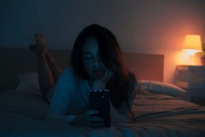 恋占い｜連絡取れないあの人…なぜ無視する？理由・本心・次連絡