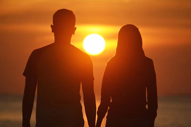 2人の相性は良い？悪い？【白黒相性鑑定】あの人の決断・最終関係